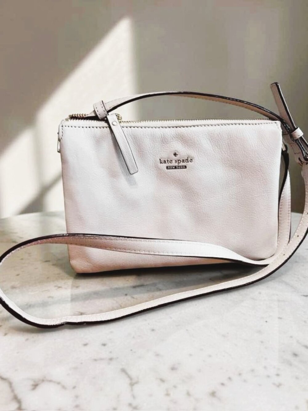 NWOT- Tan leather Kate spade shoulder bag